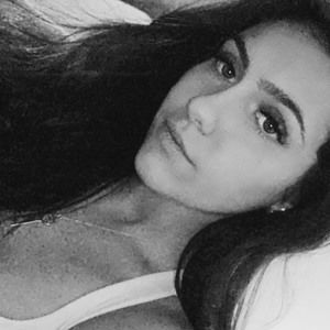 Meet your Posher, Carolyn